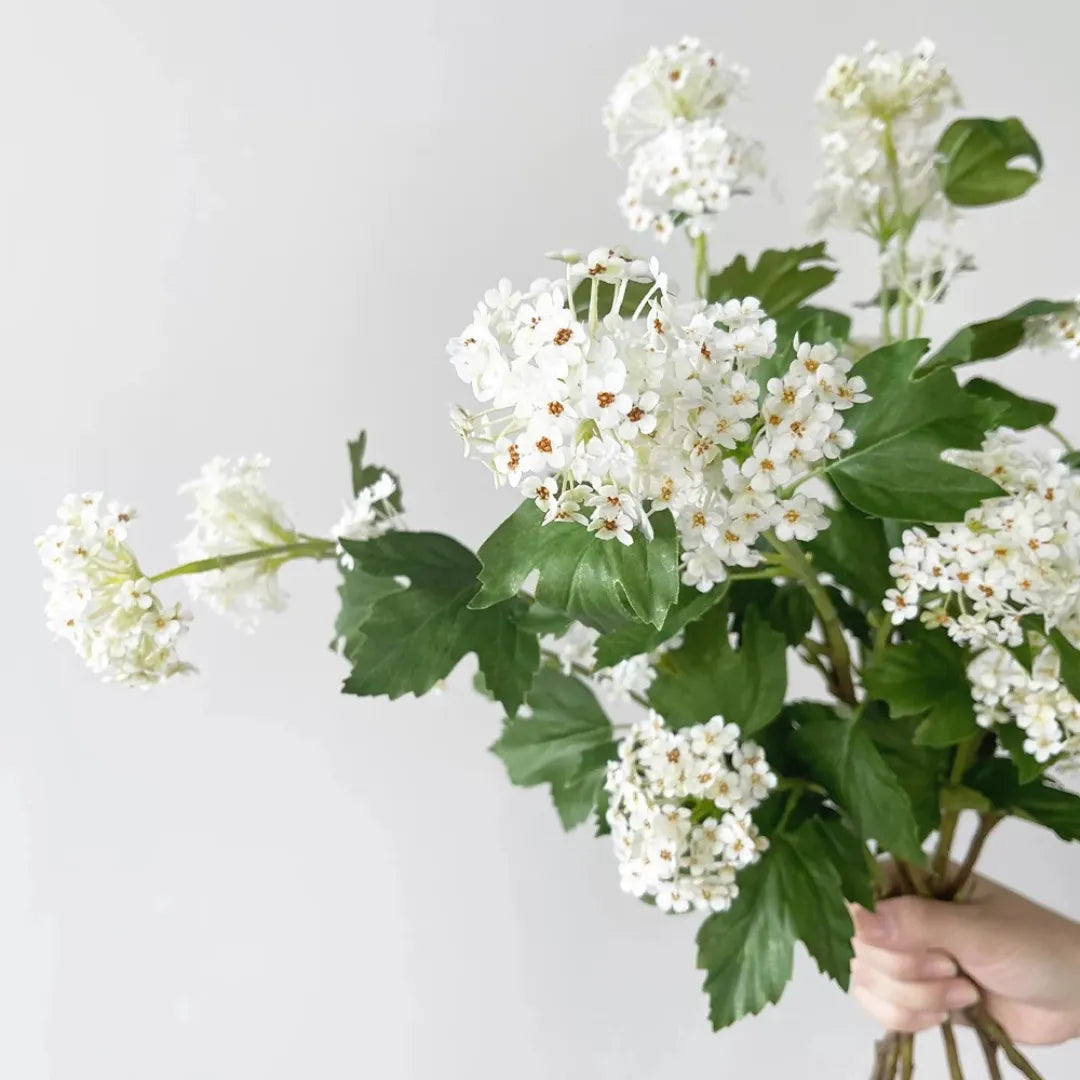 arranjo-de-flores-artificiais-bola-de-neve-branco