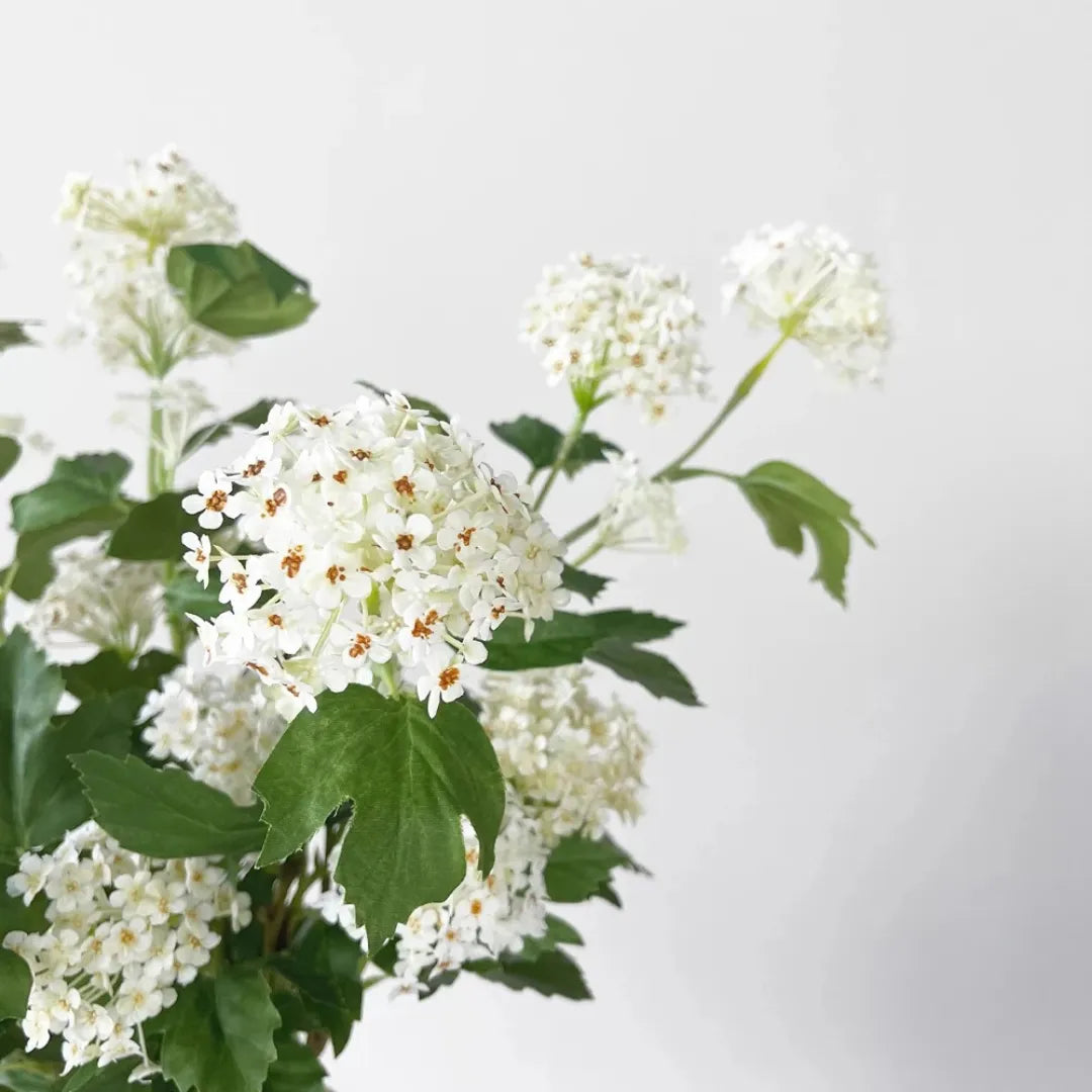 arranjo-de-flores-artificiais-bola-de-neve-branco