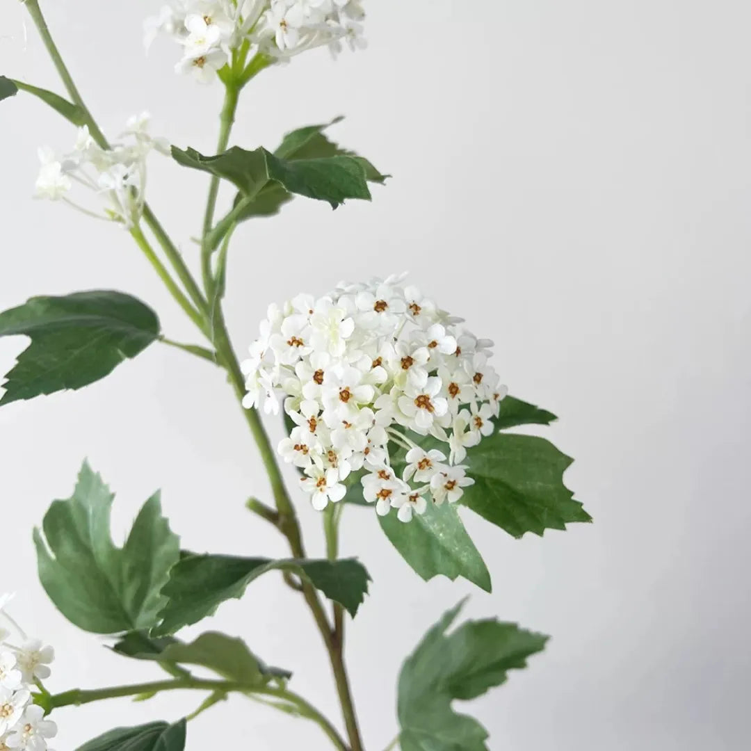 arranjo-de-flores-artificiais-bola-de-neve-branco